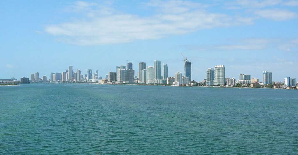 Miami yacht rentals for 4th of July